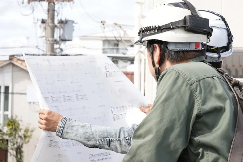 土木工事の現場管理スタッフ